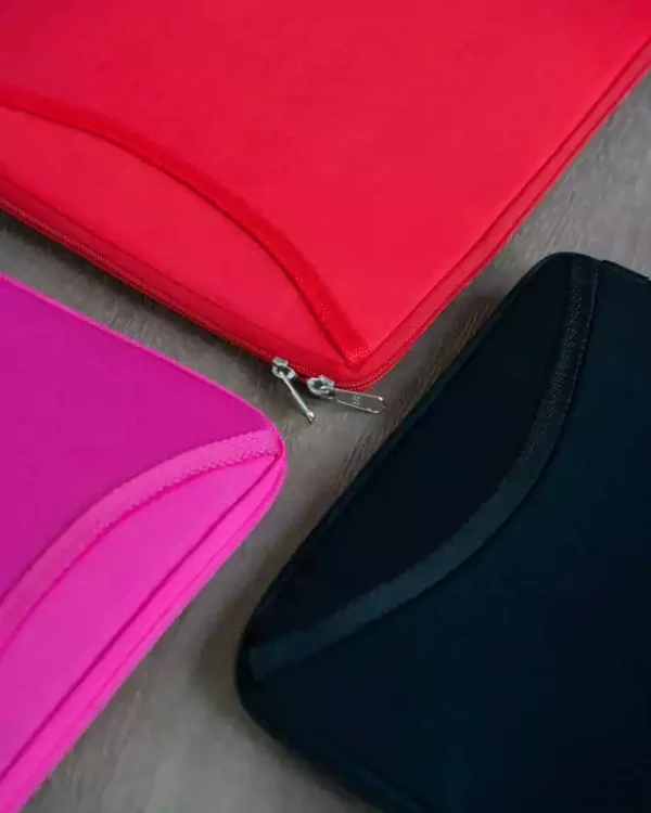 FUNDA Notebook Neoprene C/Bolsillo Interno - Imagen 3